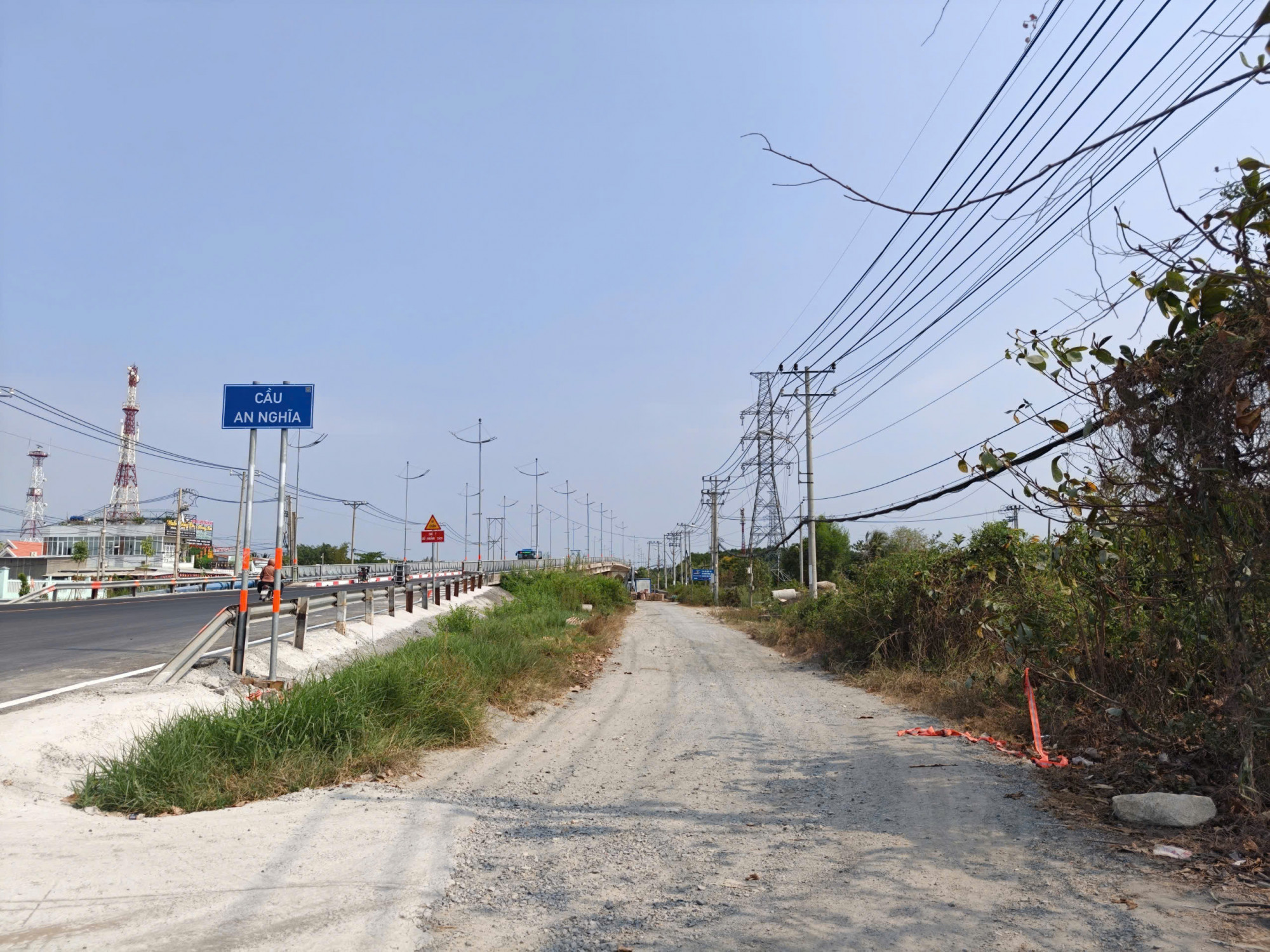 Khu vực nơi 2 thiếu niên trình báo chị chém gây thương tích. Ảnh: Minh Mẫn