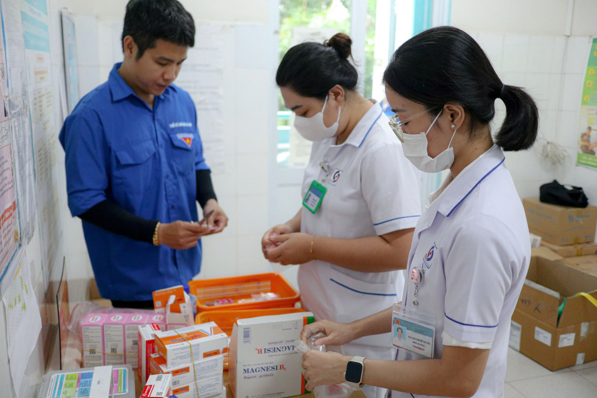 Toàn bộ quy trình khám, tư vấn và cấp phát thuốc được thực hiện đồng bộ, đảm bảo nhanh chóng, thuận tiện và an toàn