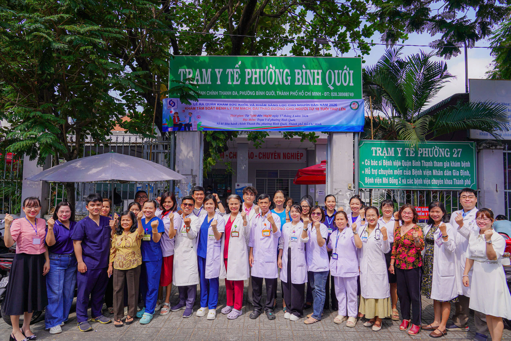 Trong đợt này, Bệnh viện Nhân dân Gia Định đồng loạt triển khai chương trình khám sức khỏe tại 3 phường Gia Định, Tân Sơn Nhì và Bình Quới