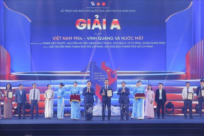 Lễ trao Giải Báo chí quốc gia lần thứ XIX - Ảnh minh họa: Theo TTXVN 