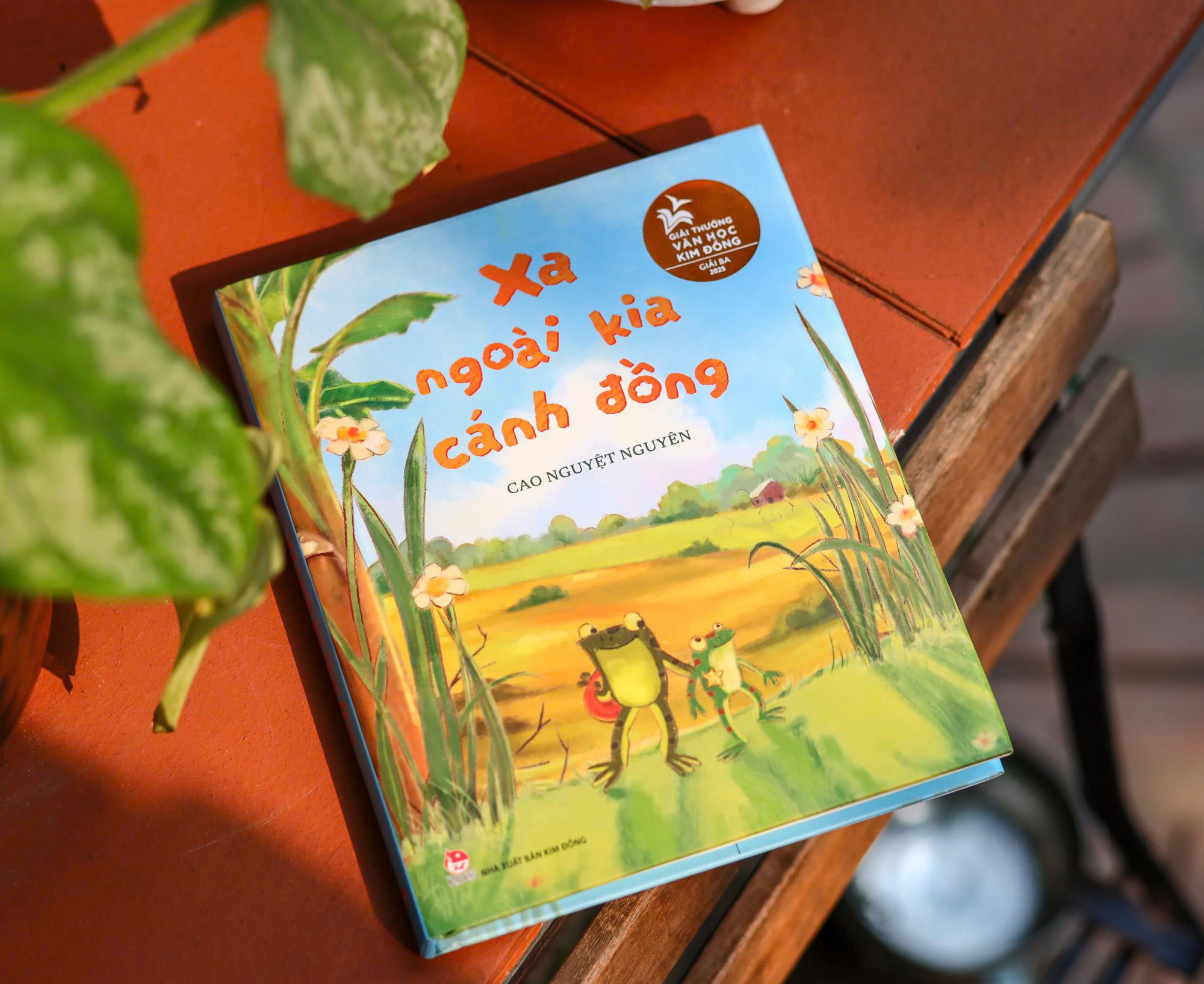 Tác phẩm đã được trao giải Ba, giải thưởng Văn học Kim Đồng lần thứ nhất 