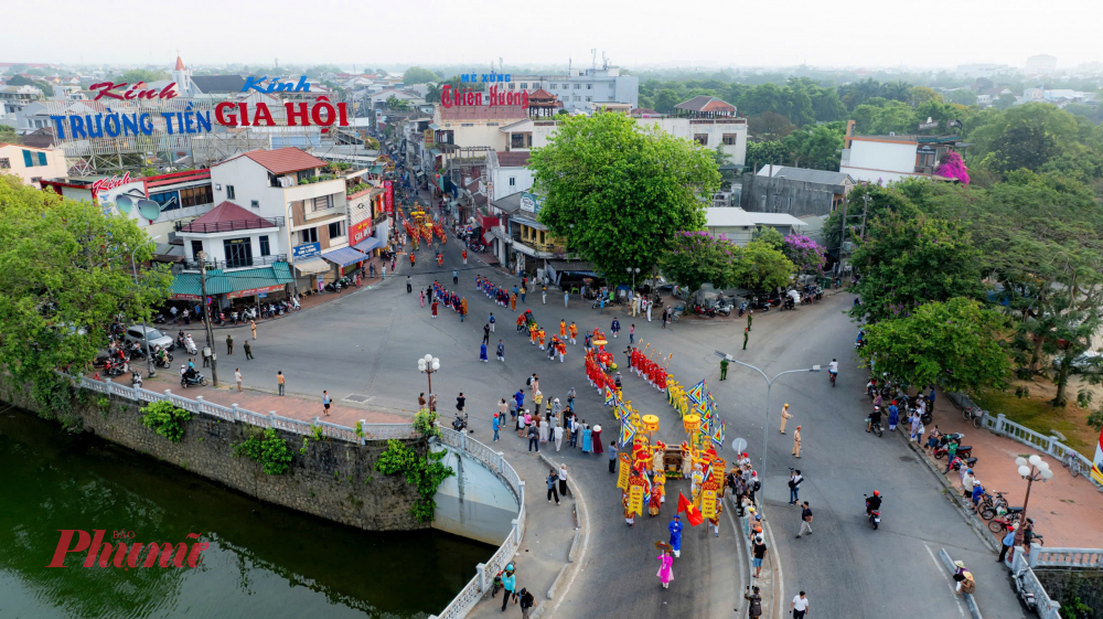 Cuối năm 2024, lễ hội điện Huệ Nam được Bộ Văn hóa, Thể thao và Du lịch xếp hạng vào danh mục Di sản văn hóa phi vật thể Quốc gia. Theo ban tổ chức, đây không chỉ là một sự kiện tín ngưỡng truyền thống, mà còn được xác định là lễ hội mở đầu cho chuỗi hoạt động Festival mùa Hạ 2026, góp phần khẳng định Huế - thành phố festival đặc trưng của Việt Nam.