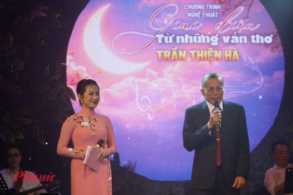 Nhà thơ Trần Thiện Hà chia sẻ về buổi biểu diễn, hành trình sáng tác và những cảm hứng đã nuôi dưỡng những sáng tác của ông