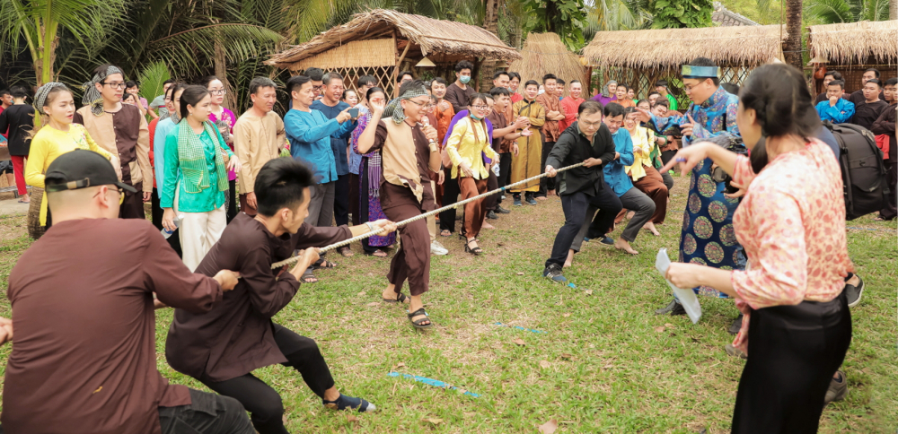 Hoạt động trải nghiệm trò chơi dân gian ở Bảo tàng Áo dài - Nguồn ảnh: Bảo tàng Áo dài 
