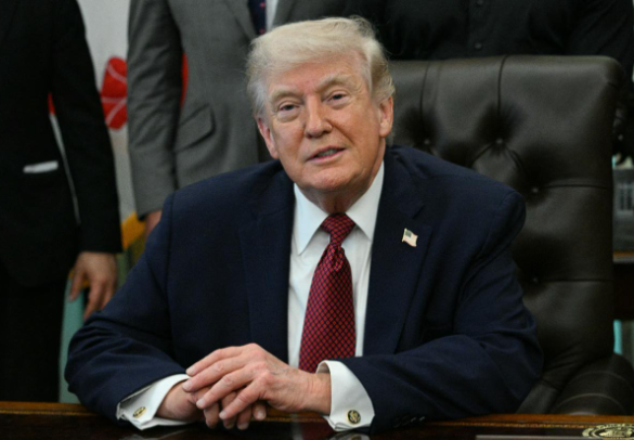 Ông Trump triệu tập cuộc hojp khẩn