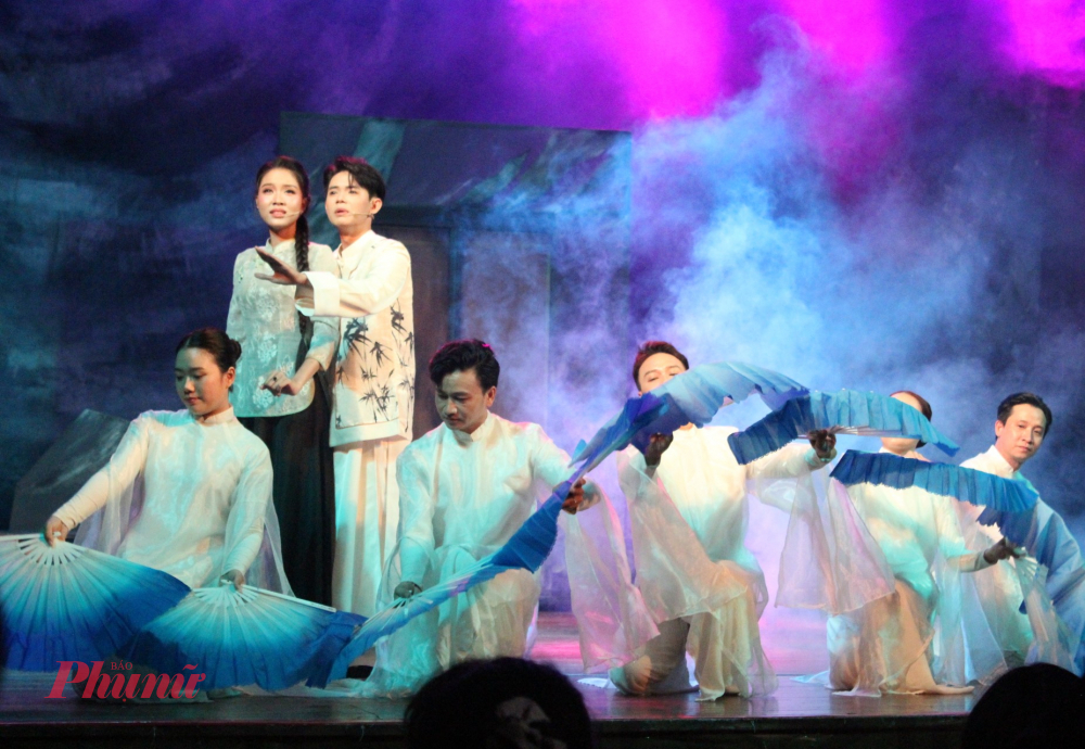 Biện Thuy và Quan Trí đều còn rất trẻ