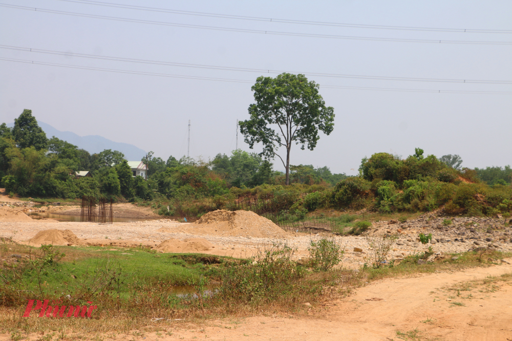 Dự án từng được kỳ vọng sẽ biến khu vực trở thành một “địa điểm du lịch đẳng cấp dưới chân núi Bạch Mã, tạo việc làm cho người dân địa phương và thúc đẩy sự phát triển du lịch nghỉ dưỡng của TP Huế”.
