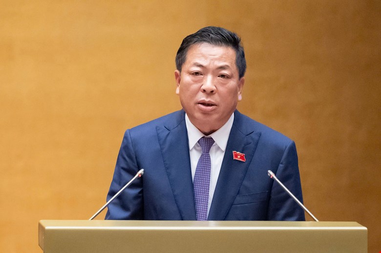 Bộ trưởng Bộ Xây dựng Trần Hồng Minh - ảnh: QH