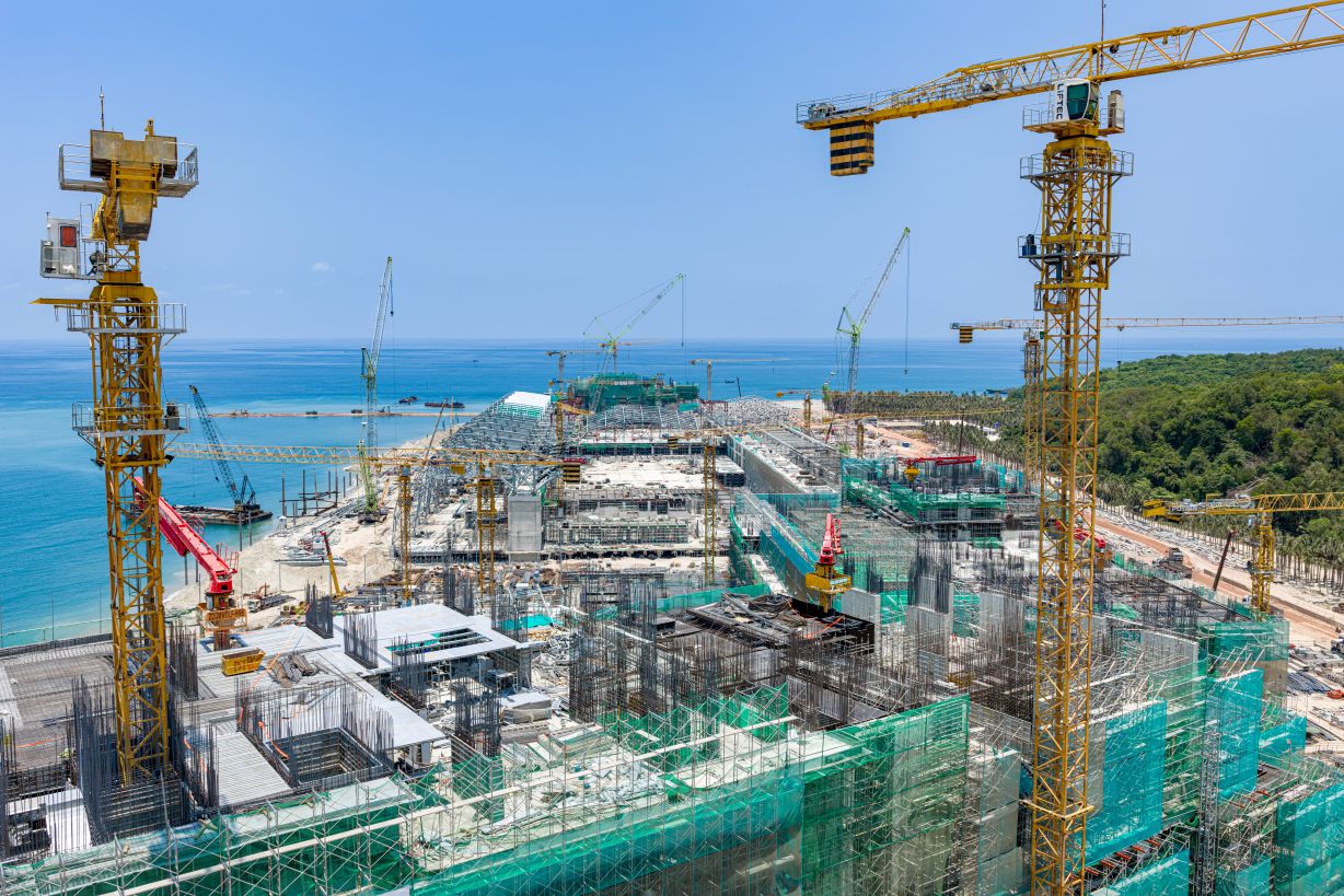 Hoàn thành hơn 90% kết cấu bê tông cốt thép của Trung tâm hội nghị và triển lãm APEC ở Phú Quốc