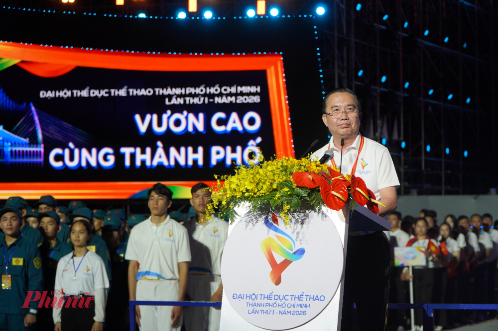  Ông Trần Thế Thuận - Giám đốc Sở Văn hóa và Thể thao TPHCM phát biểu khai mạc Đại hội.