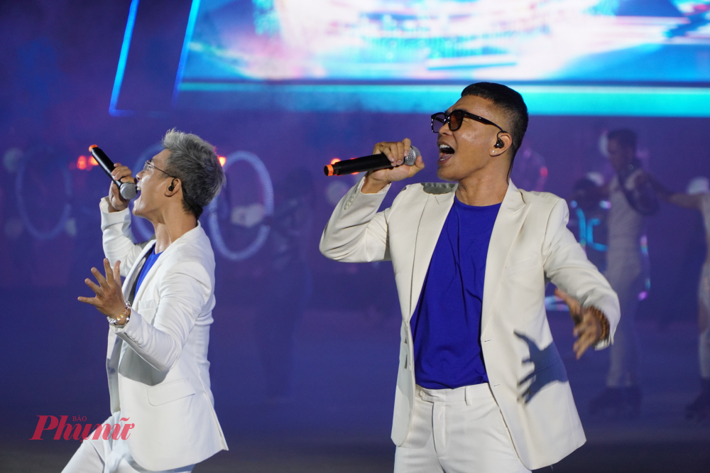 Chương trình nghệ thuật mở màn sôi động tại lễ khai mạc.