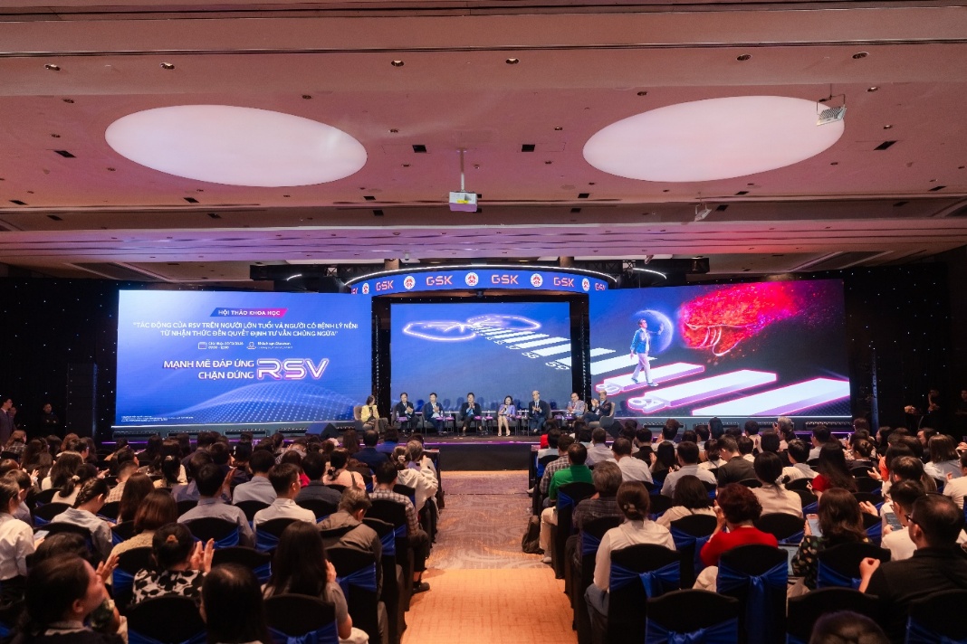 Tầm quan trọng của việc dự phòng chủ động bệnh truyền nhiễm ở người lớn tuổi được các chuyên gia y tế đưa vào thảo luận - Ảnh: GSK