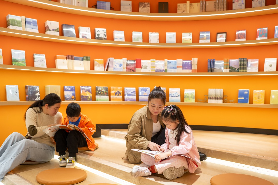 Tỷ lệ đọc tăng mạnh, Trung Quốc tiến gần hơn tới xã hội yêu sách - Ảnh: China Daily