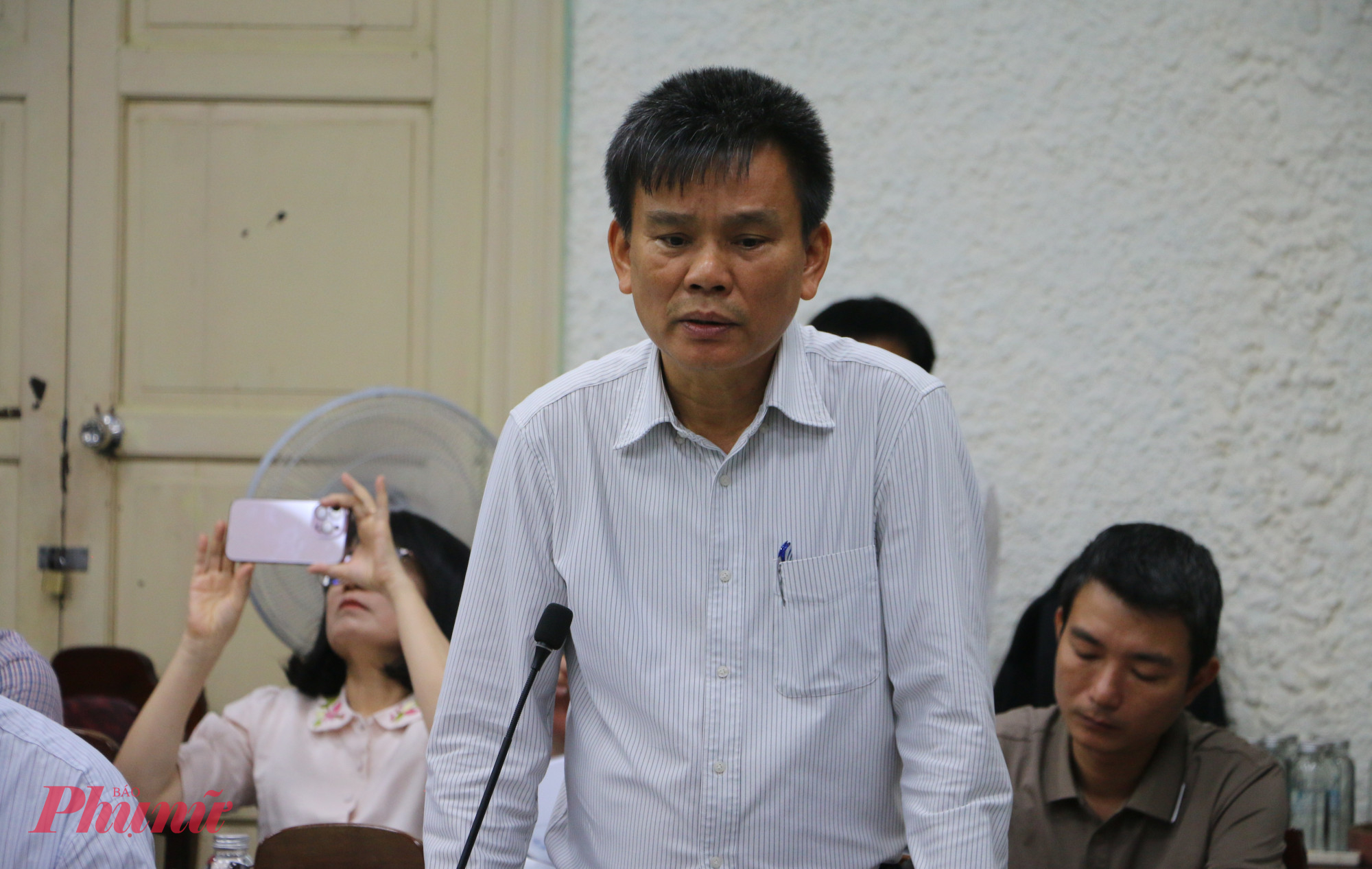 Ông Hồ Hữu Hành- Giám đốc Công ty Cổ phần Tu bổ di tích Huế  nêu phương án