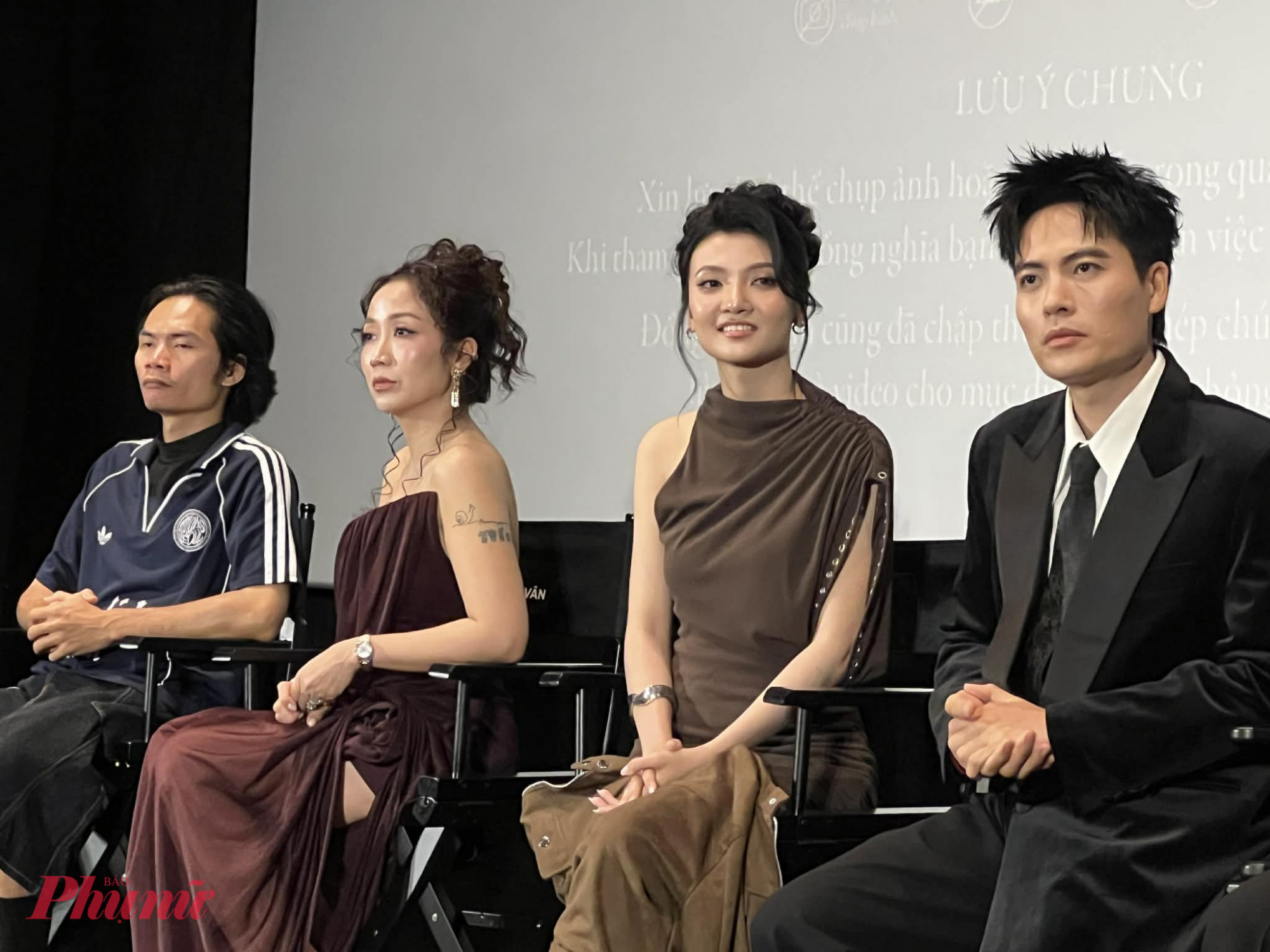 Dàn diễn viên tham gia Heo 5 móng nhận được nhiều lời khen