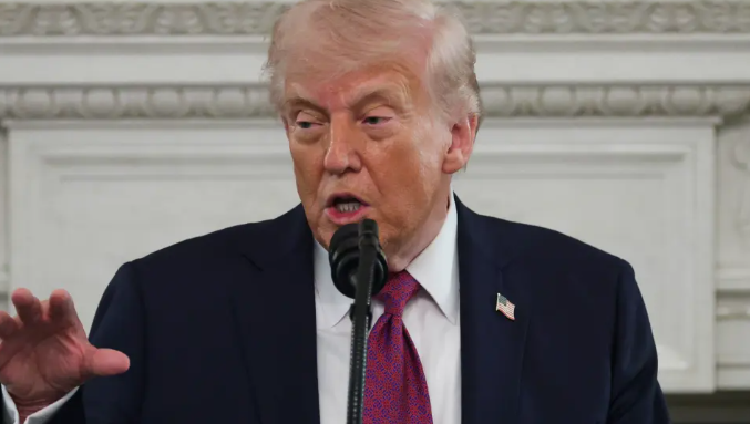 Tổng thống Trump nói với The Post rằng các cuộc đàm phán hòa bình có thể diễn ra vào thứ Sáu. MediaPunch / LƯỚI LẠI