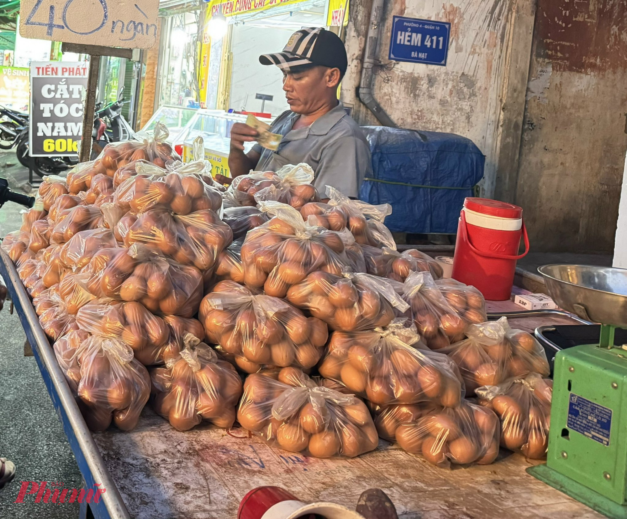 Tuy nhiên do giá quá rẻ nên chất lượng không còn tốt giống như trứng tại siêu thị 