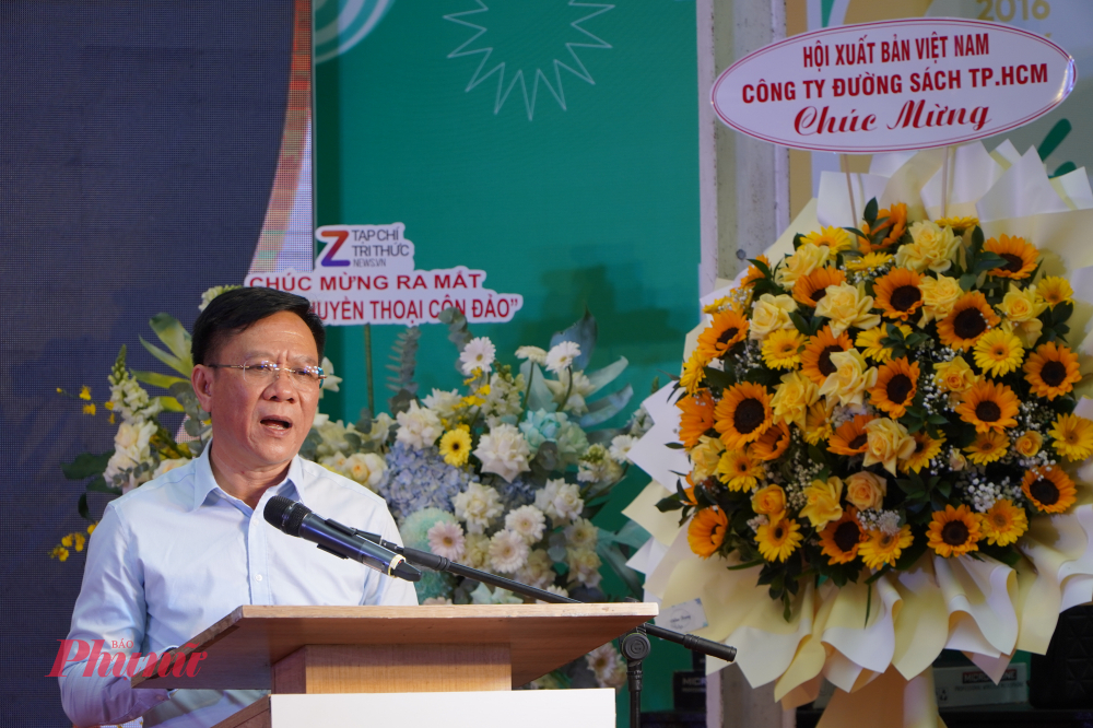 Ông Nguyễn Ngọc Hồi – Phó Giám đốc Sở Văn hóa và Thể thao TP.HCM phát biểu tại chương trình.