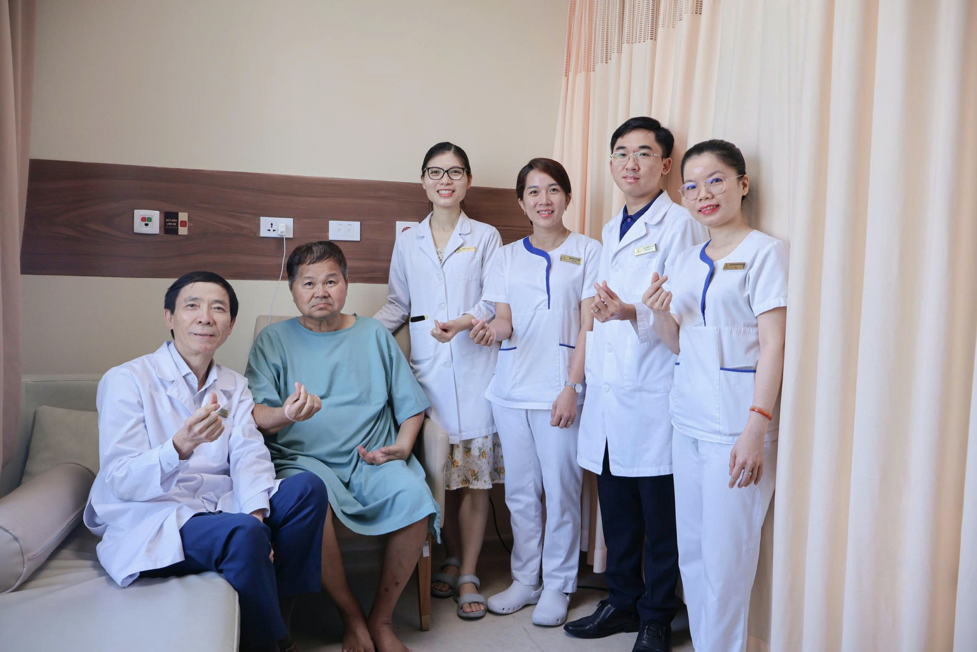 Bệnh nhân bình phục tốt sau một tuần phẫu thuật, khép lại hành trình điều trị với kết quả vượt kỳ vọng ban đầu - Ảnh: Vinmec