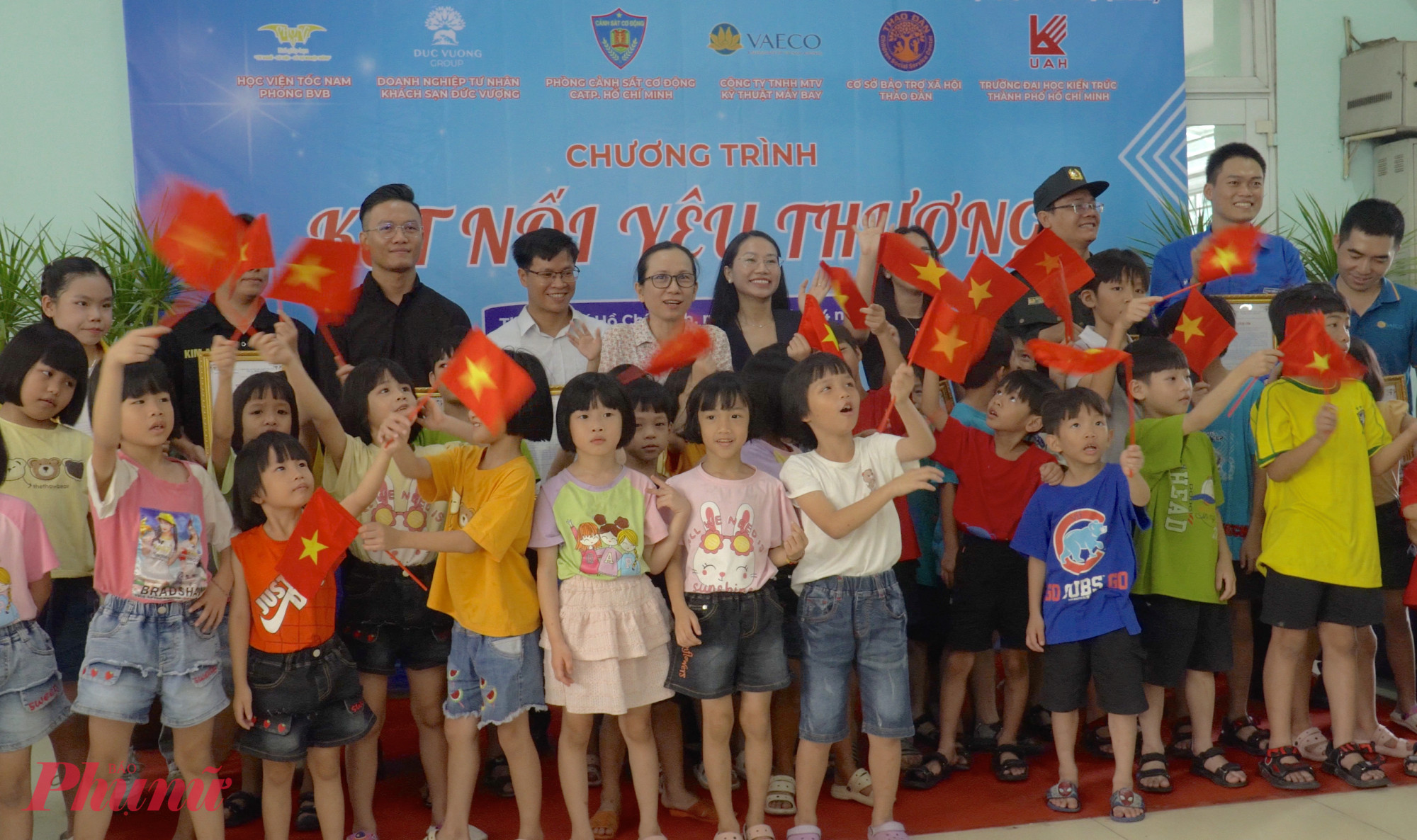 Hiện Trung tâm Nuôi dưỡng Bảo trợ Trẻ em Tam Bình đang chăm sóc khoảng 300 trẻ em, phần lớn là trẻ mồ côi, trẻ khuyết tật và các em có hoàn cảnh đặc biệt khó khăn. Trong khi nguồn kinh phí Nhà nước còn hạn chế, nhu cầu về dinh dưỡng, học tập, thuốc men, viện phí cho các em vẫn rất lớn. Vì vậy, những chương trình như “Kết nối yêu thương” không chỉ mang ý nghĩa hỗ trợ trước mắt mà còn là nguồn động viên tinh thần quan trọng đối với trung tâm và các em nhỏ nơi đây.