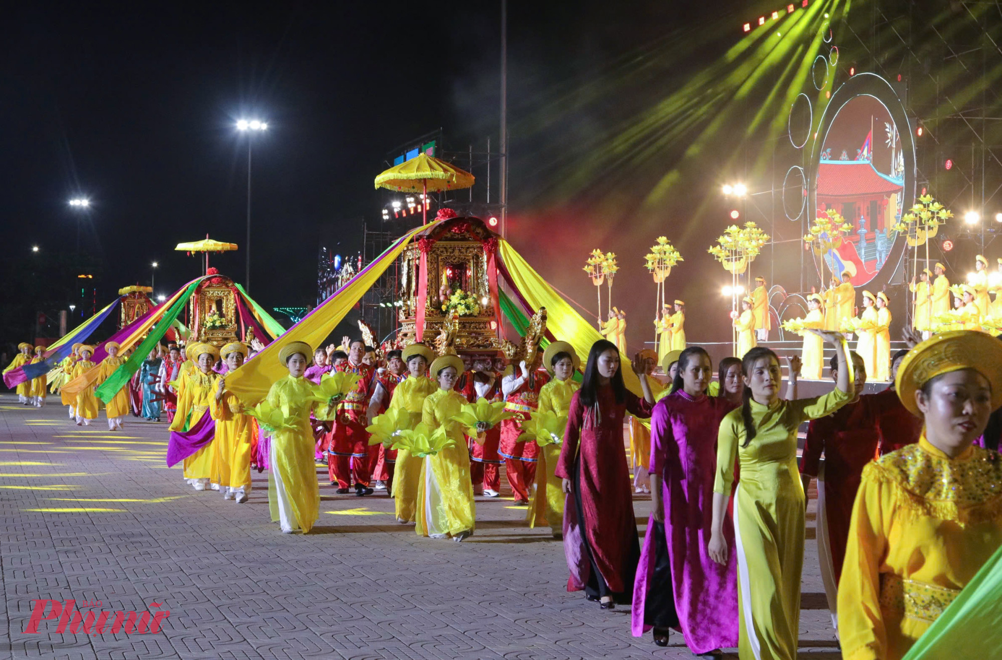 Tái hiện Lễ rước tại Lễ hội Đền Mai Bảng - Di sản văn hóa phi vật thể Quốc gia