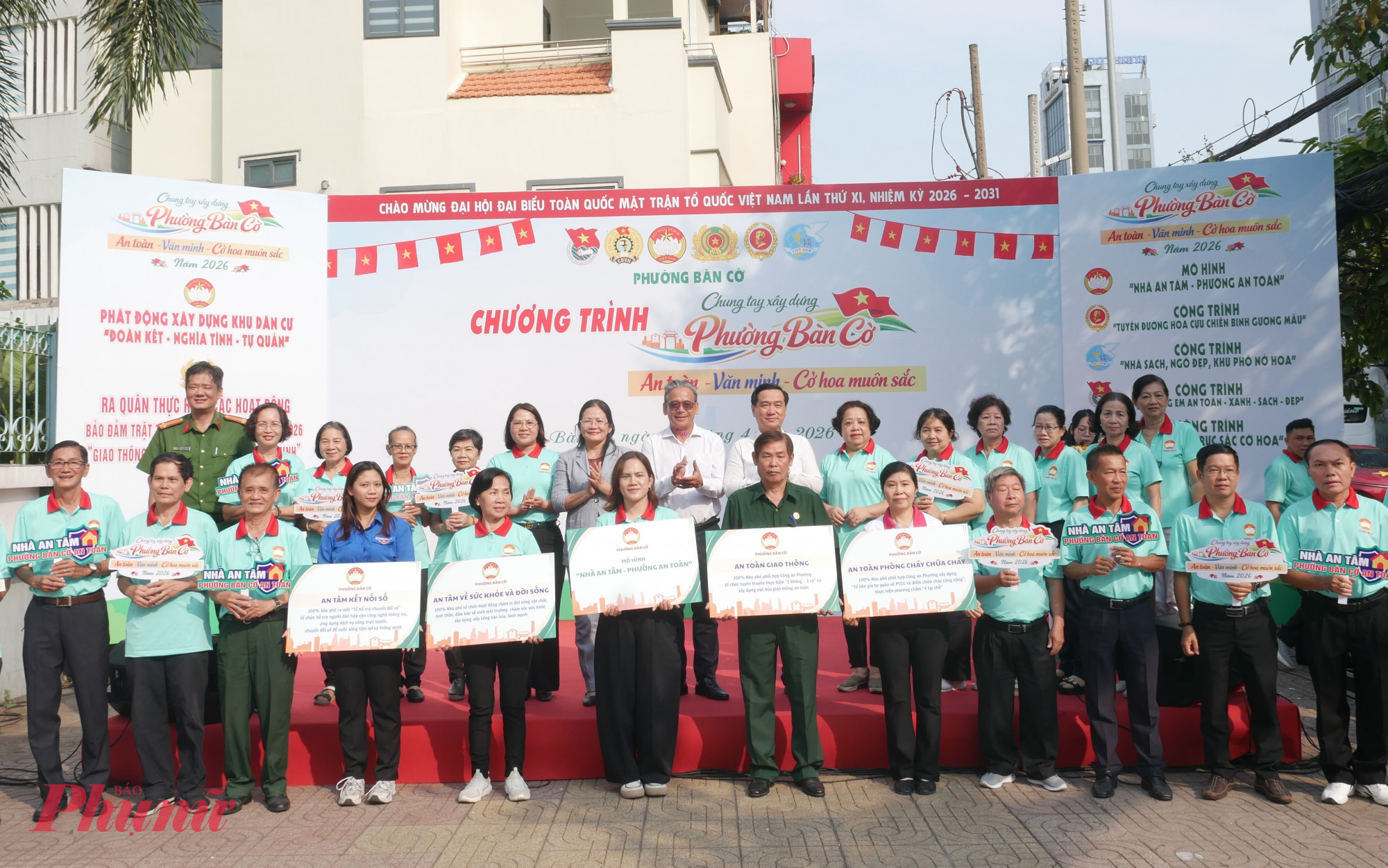 Các tổ chức chính trị - xã hội phường ra mắt các công trình chào mừng tại chương trình 