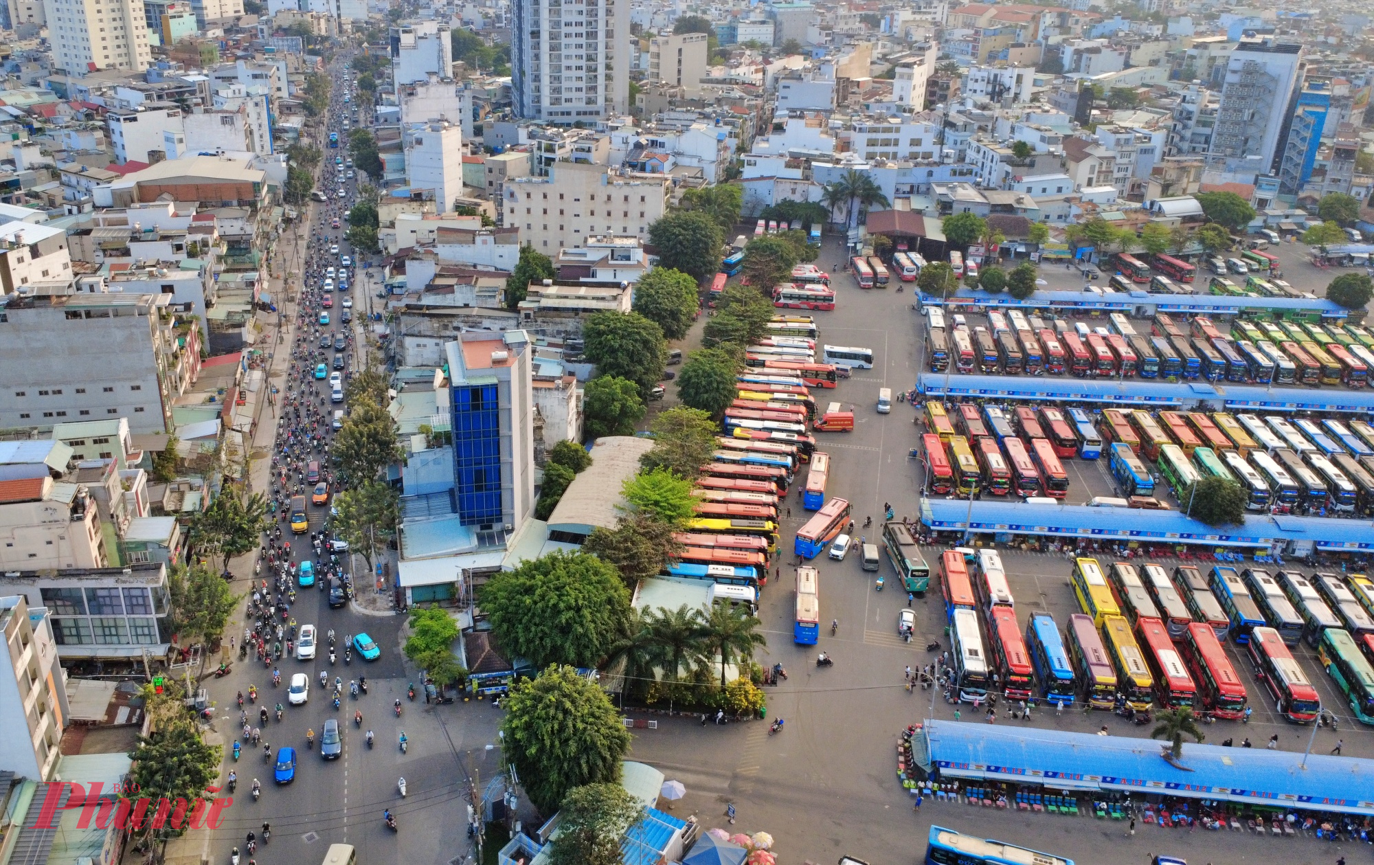 Khu vực đường Đinh Bộ Lĩnh, cầu Bình Triệu gần Bến xe Miền Đông thường xuyên bị kẹt xe - Ảnh: Nguyễn Văn