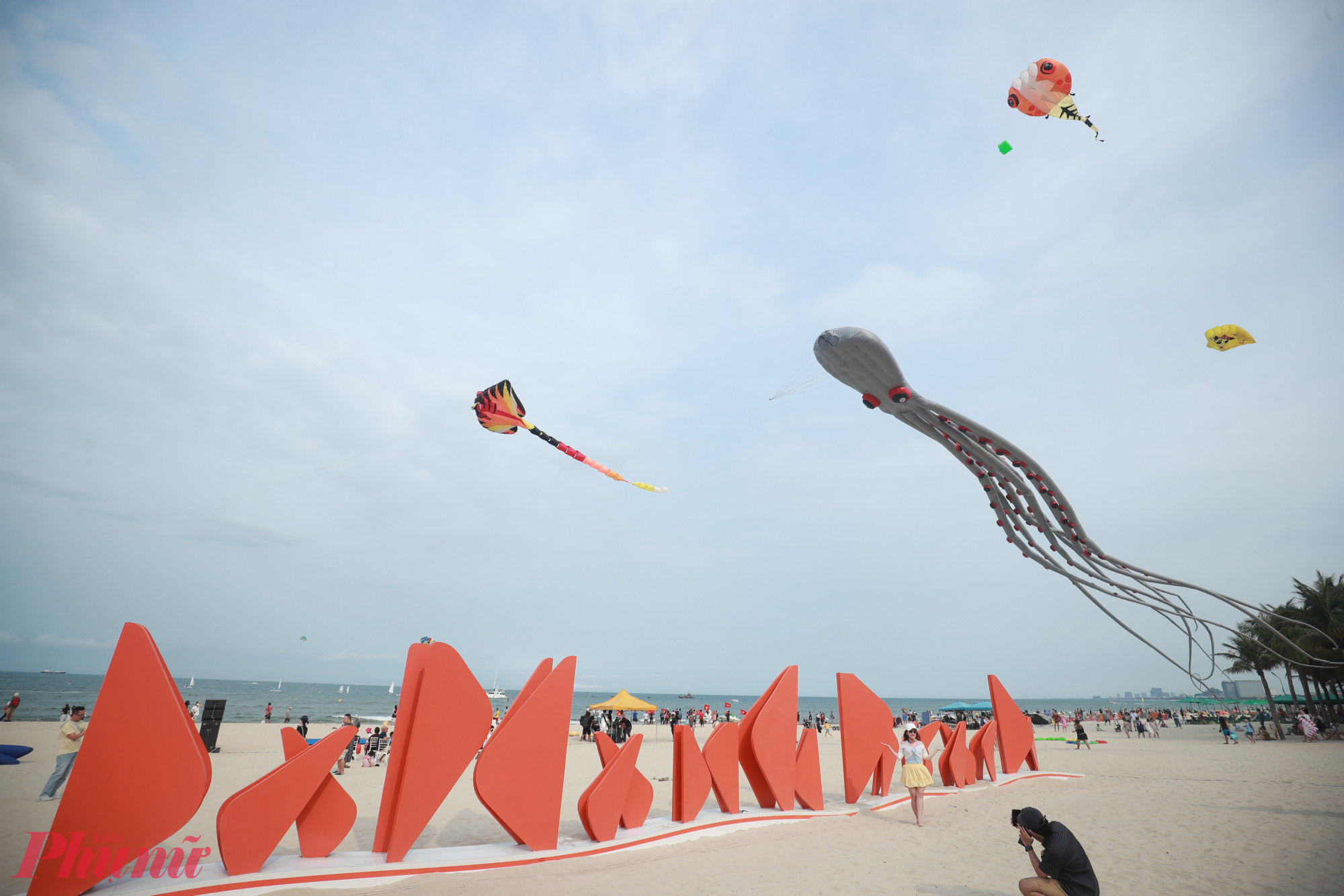 Mùa du lịch biển Đà Nẵng đã bắt đầu