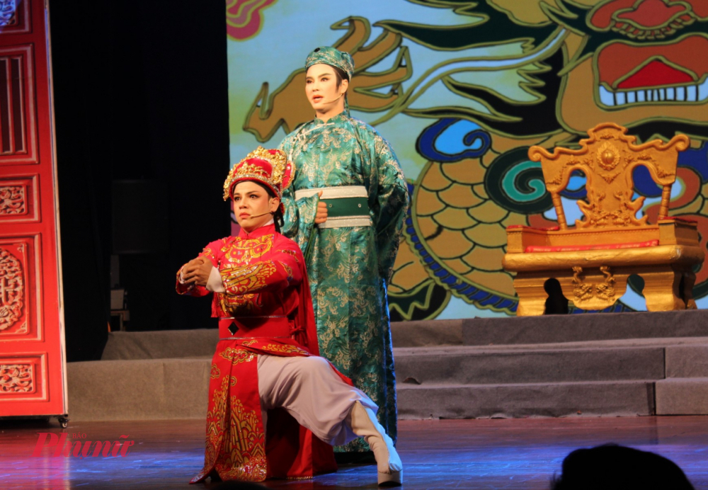 Ở phía đối trọng với Lê Văn Duyệt còn có 