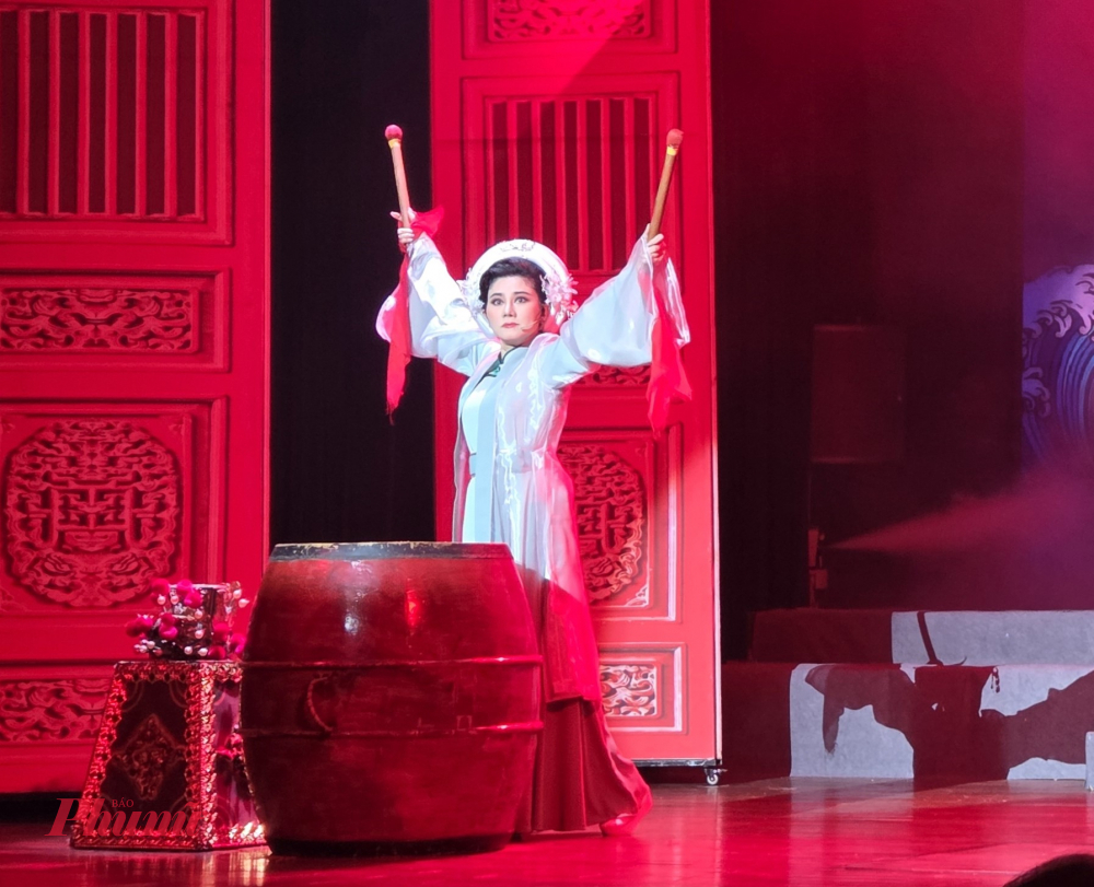 NSND Quế Trân lần đầu 