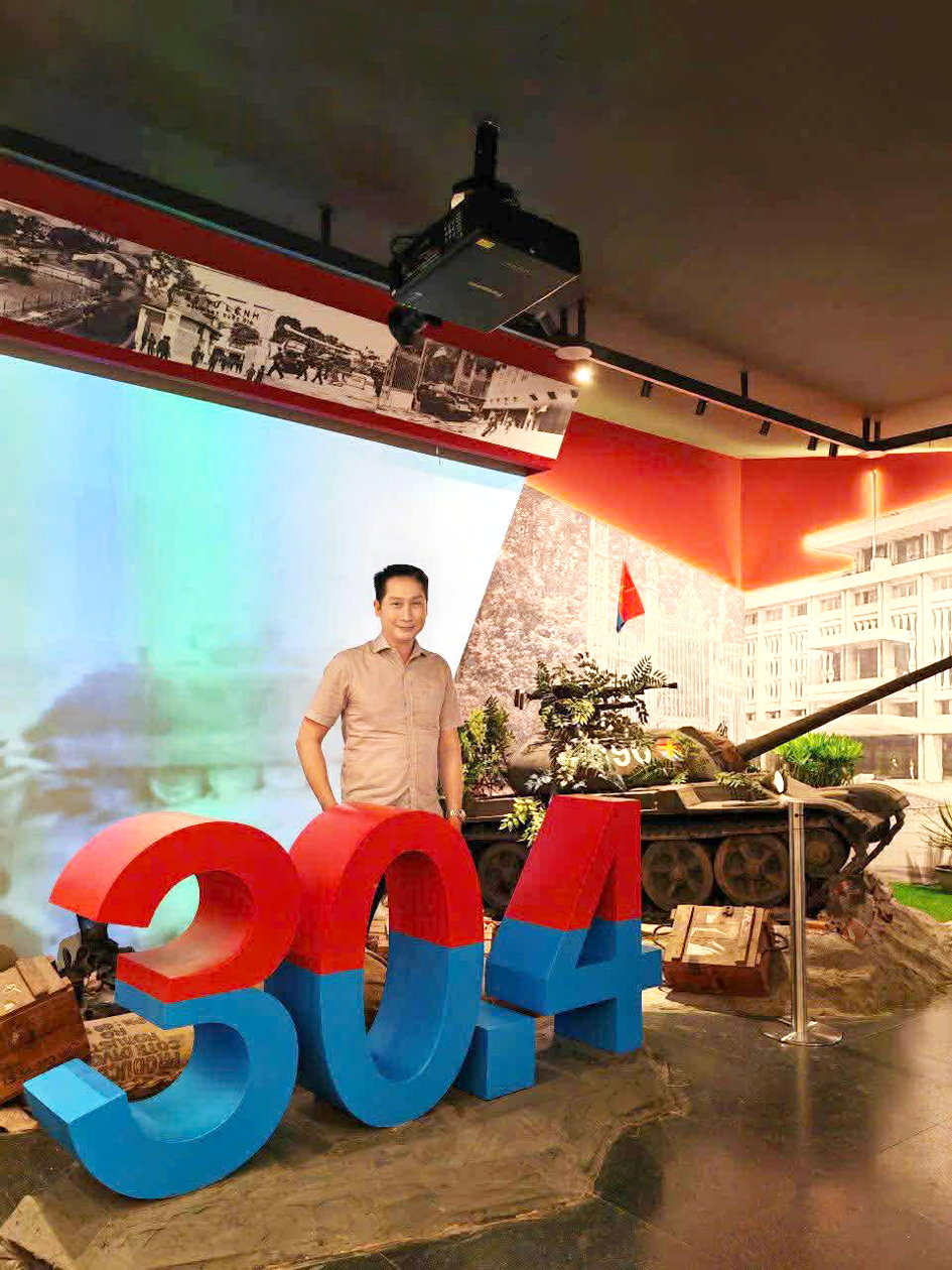 Ông Lâm Ngô Hoàng Anh - Phó giám đốc phụ trách quản lý và điều hành Bảo tàng Chứng tích chiến tranh - Ảnh do nhân vật cung cấp