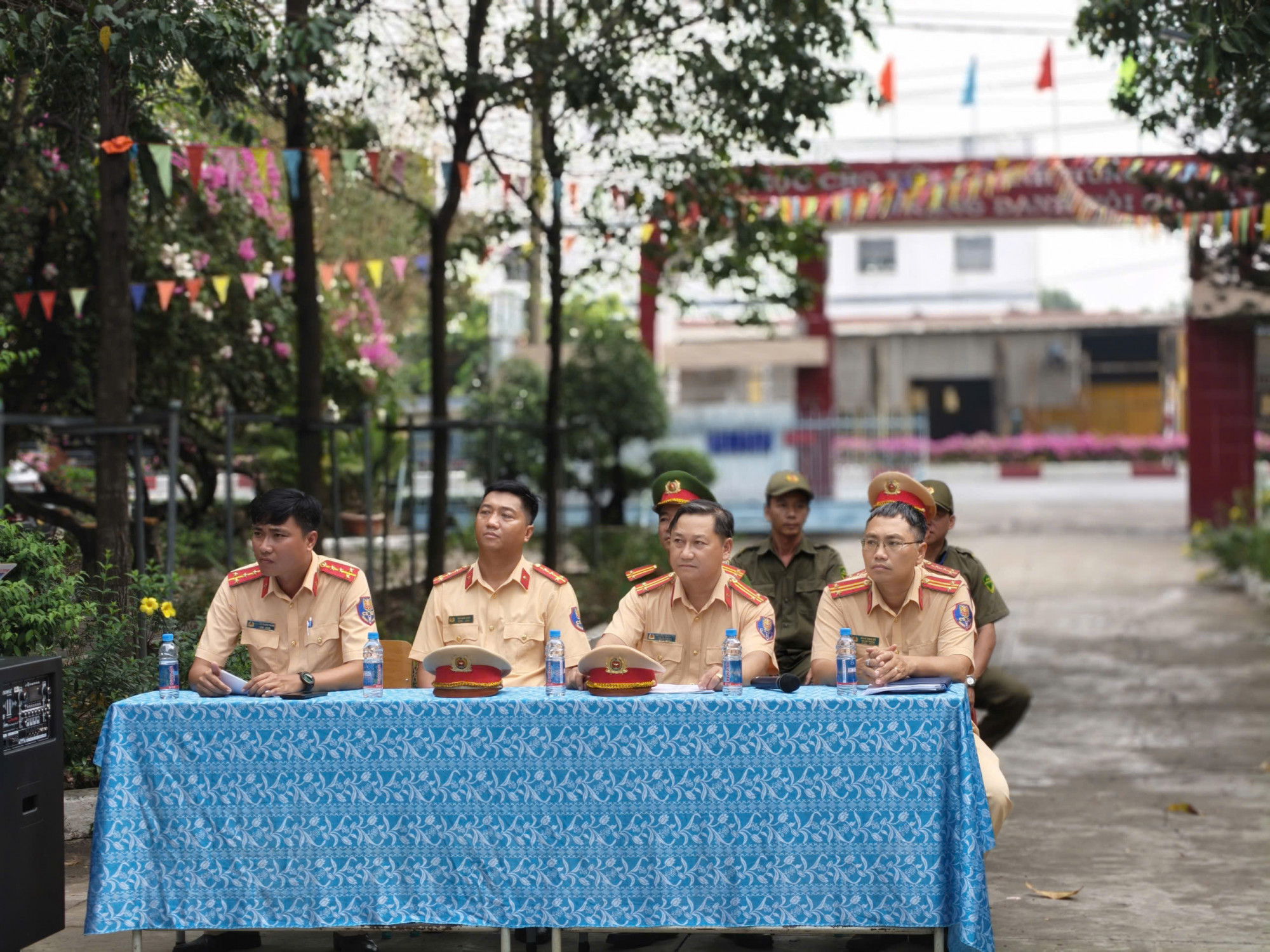 Ban Chỉ huy Đội CSGT Bình Triệu tại chương trình. Ảnh: Minh Mẫn.