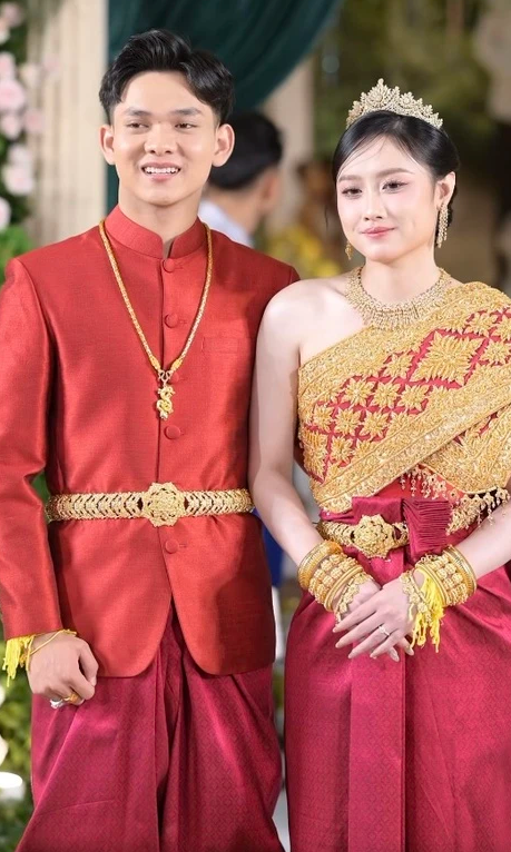 Cô dâu Nguyễn Duyên và chú rể Long Hour trong đám cưới hồi tháng 1/2026