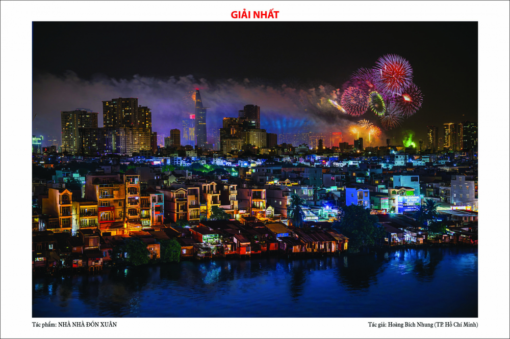 Tác phẩm Nhà nhà đón xuân được đánh giá cao bởi góc nhìn mới và nhân văn khi pháo hoa đêm giao thừa bao trùm không gian 