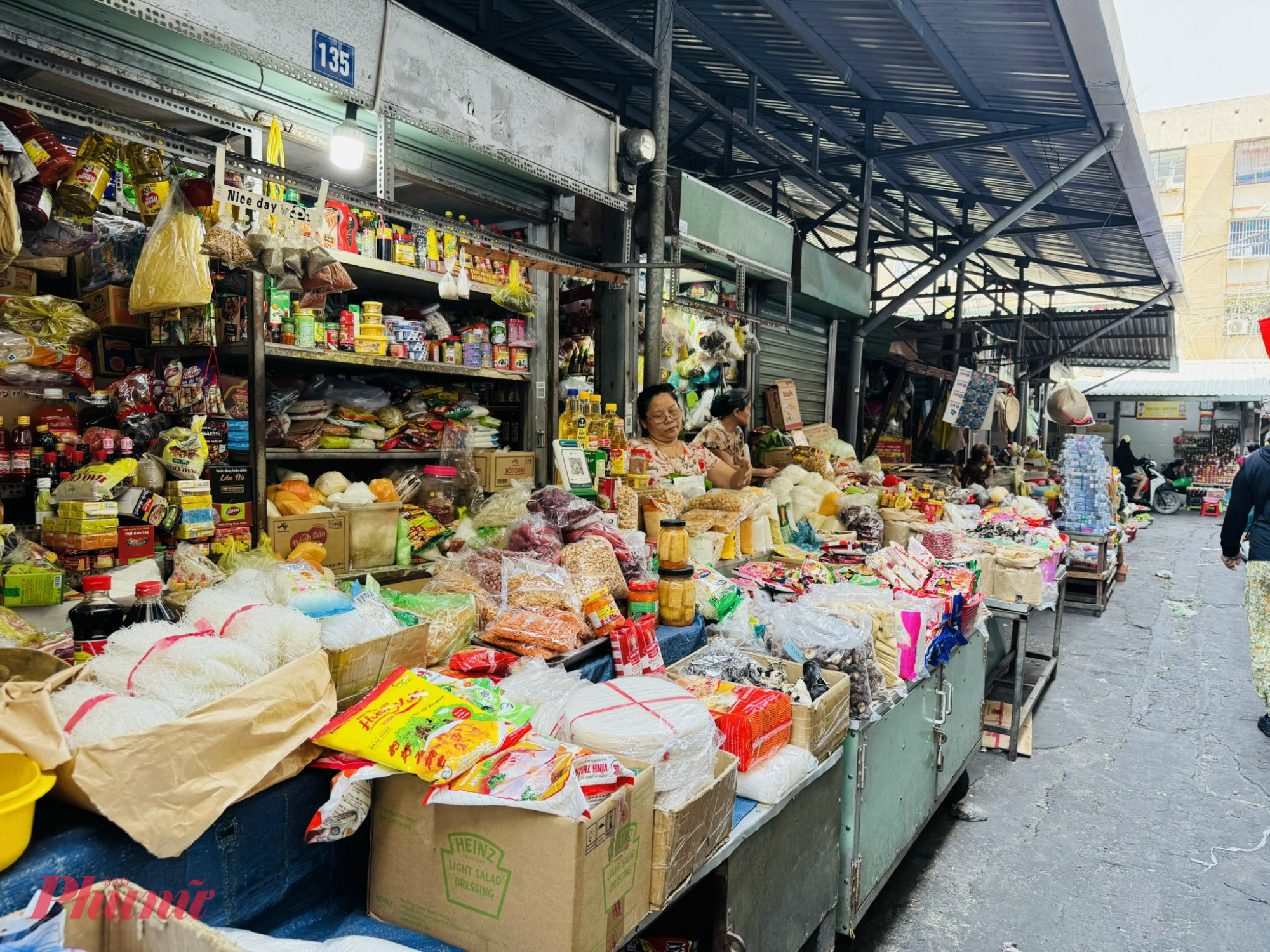 Hộ cá nhân kinh doanh có doanh thu dưới 1 tỉ đồng/năm không phải nộp thuế - Ảnh: Thanh Hoa