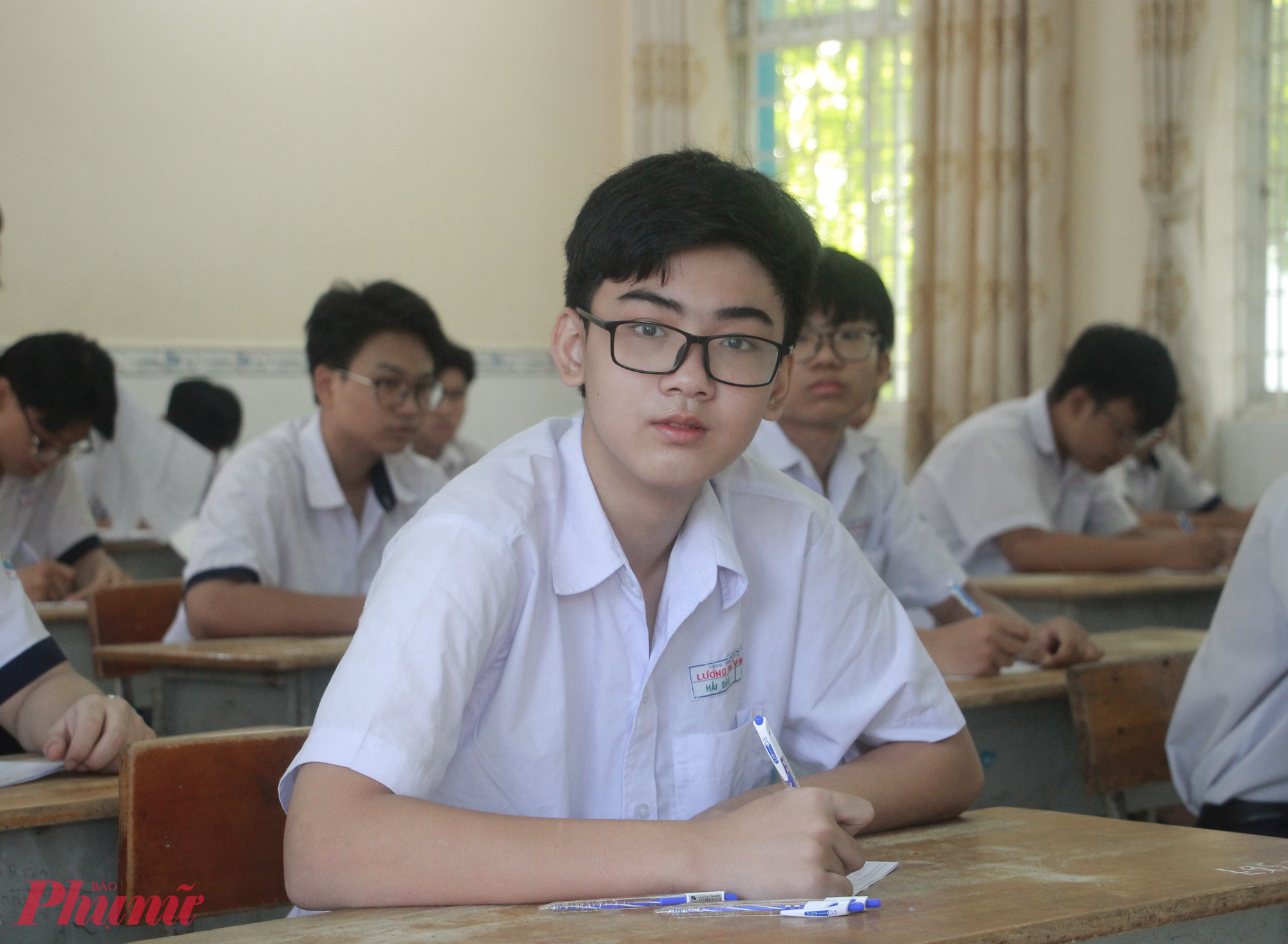 ộ GD-ĐT khảo sát kết quả học tập của hơn 176.000 học sinh - Ảnh: N.L