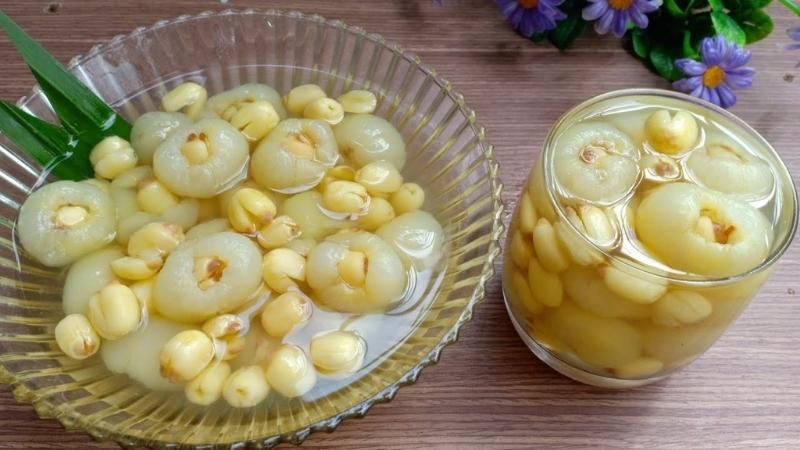 Chè sen long nhãn được lòng các sao Việt trong mùa nóng - Ảnh minh họa: canva