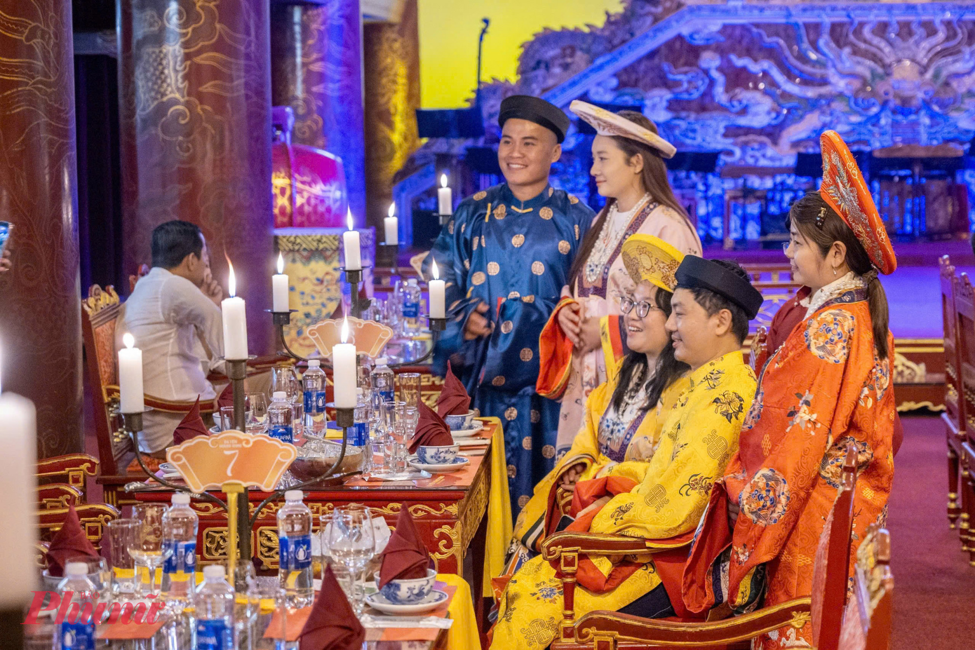 Ngoài ra, thực đơn còn có nhiều món ăn khác được thay đổi linh hoạt theo mùa nhằm đáp ứng nhu cầu của thực khách.