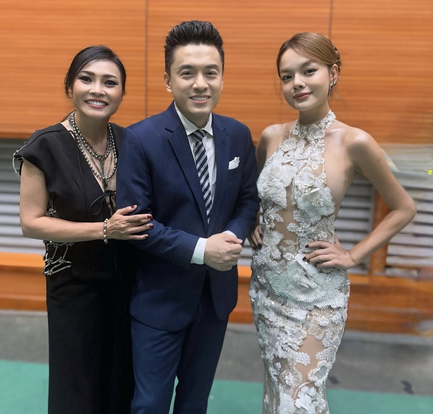 Ca sĩ Lam Trường trong sự kiện âm nhạc mới đây, anh ốm đi thấy rõ