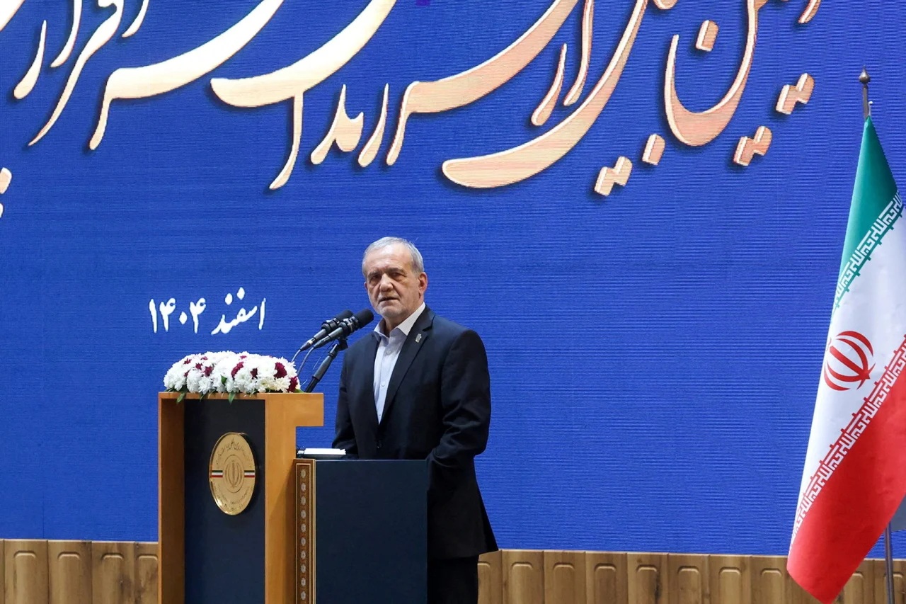 Tổng thống Iran Masoud Pezeshkian phát biểu trong một cuộc họp ở Tehran, ngày 21/2/2026 - Ảnh: Trang web của Phủ Tổng thống Iran/WANA