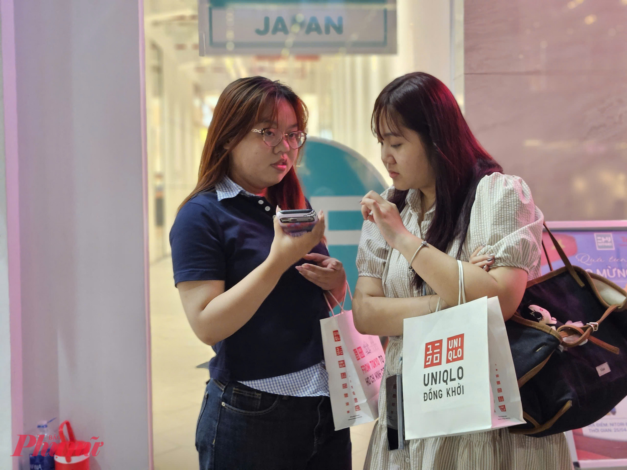 Theo các nhà bán lẻ, sức mua tăng nhiệt cho thấy xu hướng tiêu dùng đang dịch chuyển, cụ thể là người mua ngày càng chủ động hơn trong việc tận dụng ưu đãi, tối ưu ngân sách nhưng vẫn đảm bảo chất lượng.