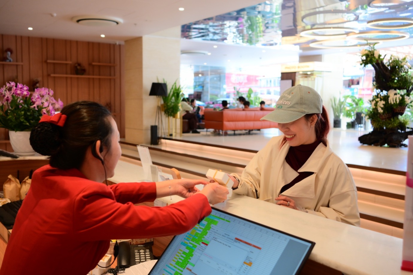 Đội ngũ nhân viên Colline Dalat chú trọng những chi tiết nhỏ trong trải nghiệm dịch vụ dành cho du khách - Ảnh: Colline Dalat