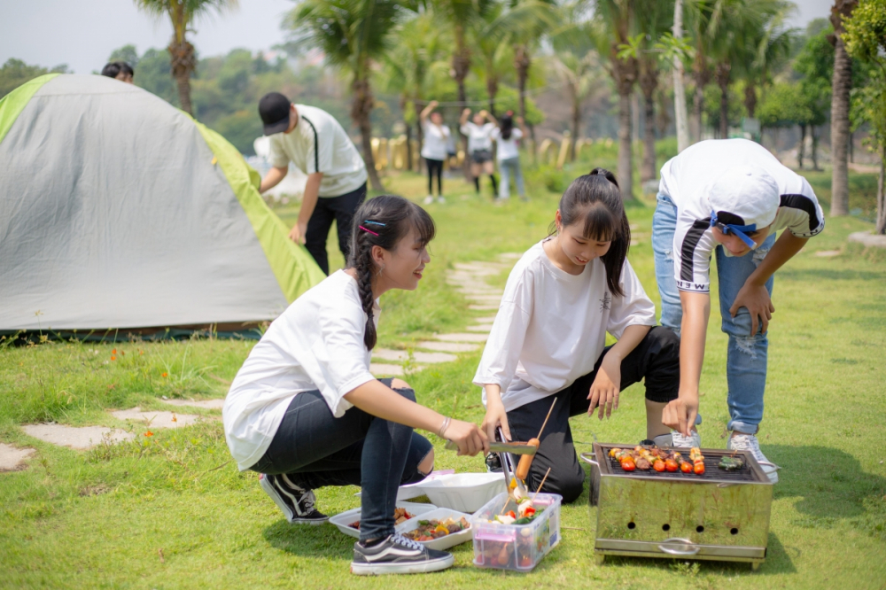 Cắm trại tại khu du lịch Bửu Long cũng là hoạt động mà bạn với bạn bè nên một lần trải nghiệm - Ảnh: @Khu du lịch Bửu Long