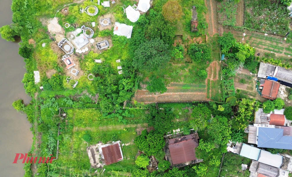 Tháp đôi Liêu Cốc nay nằm ở phường KIm Trà  TP Huếkhông chỉ có giá trị về mặt khảo cổ mà còn phản ánh sự dung hợp văn hóa Chăm - Việt hình thành từ thời kỳ nhà Trần tiếp nhận vùng đất Thuận Hóa.  