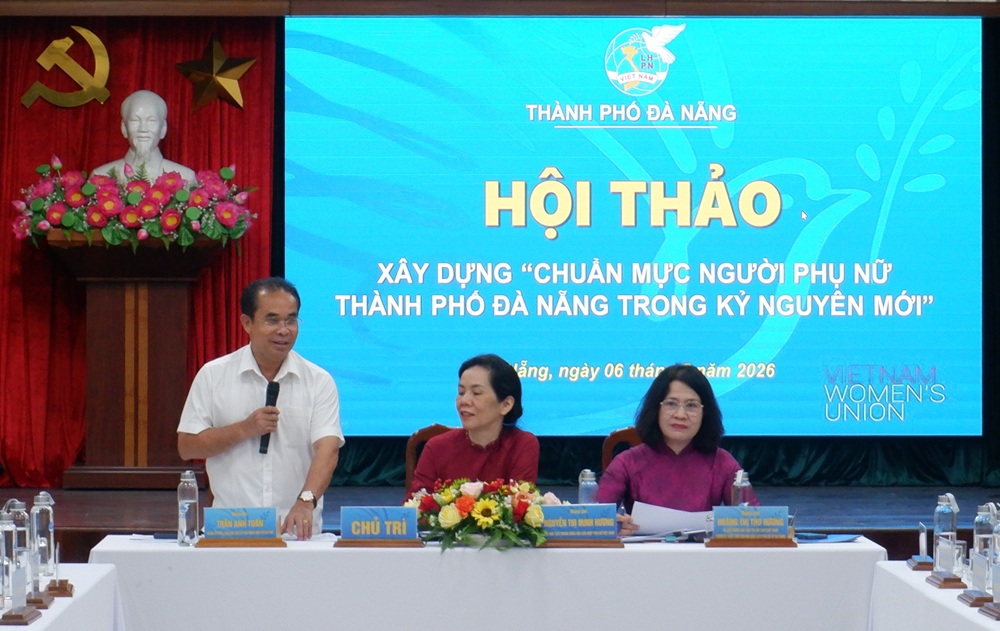 Phó chủ tịch UBND TP Đà Nẵng Trần Anh Tuấn phát biểu tại hội thảo.