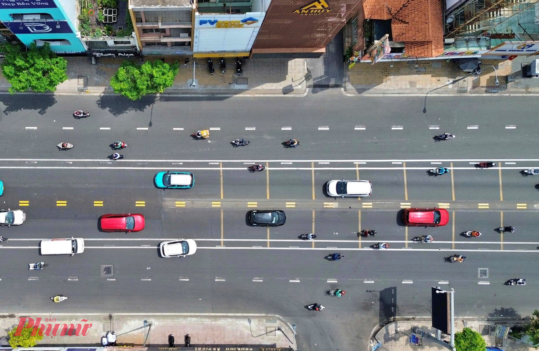 Mặt đường Cộng Hòa sẽ được điều chỉnh làn không đối xứng 4/2 vào mỗi sáng và chiều 