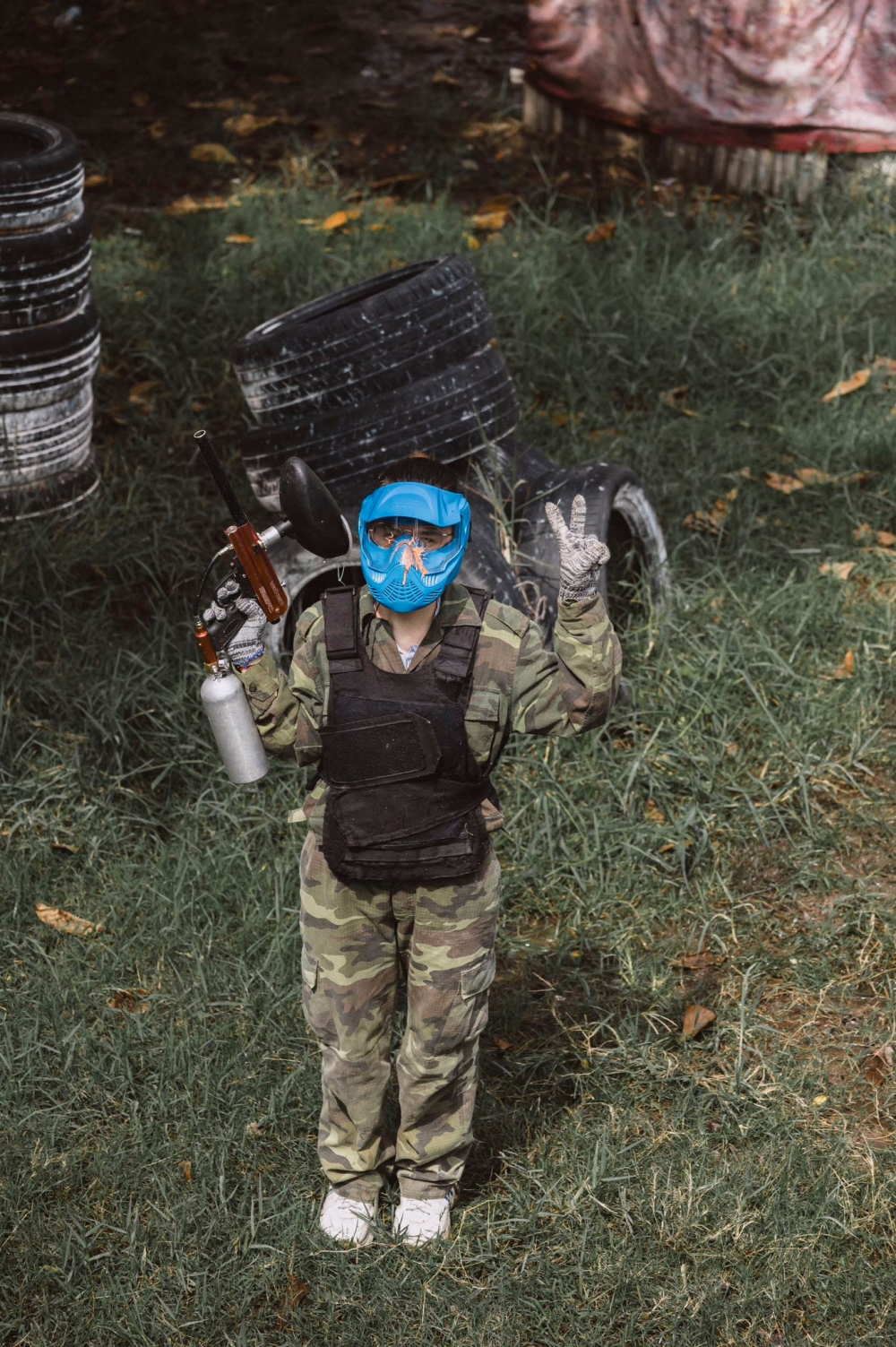 Bộ môn bắn súng sơn ngày càng được những bạn trẻ yêu thích - Ảnh: @Saigon paintball club