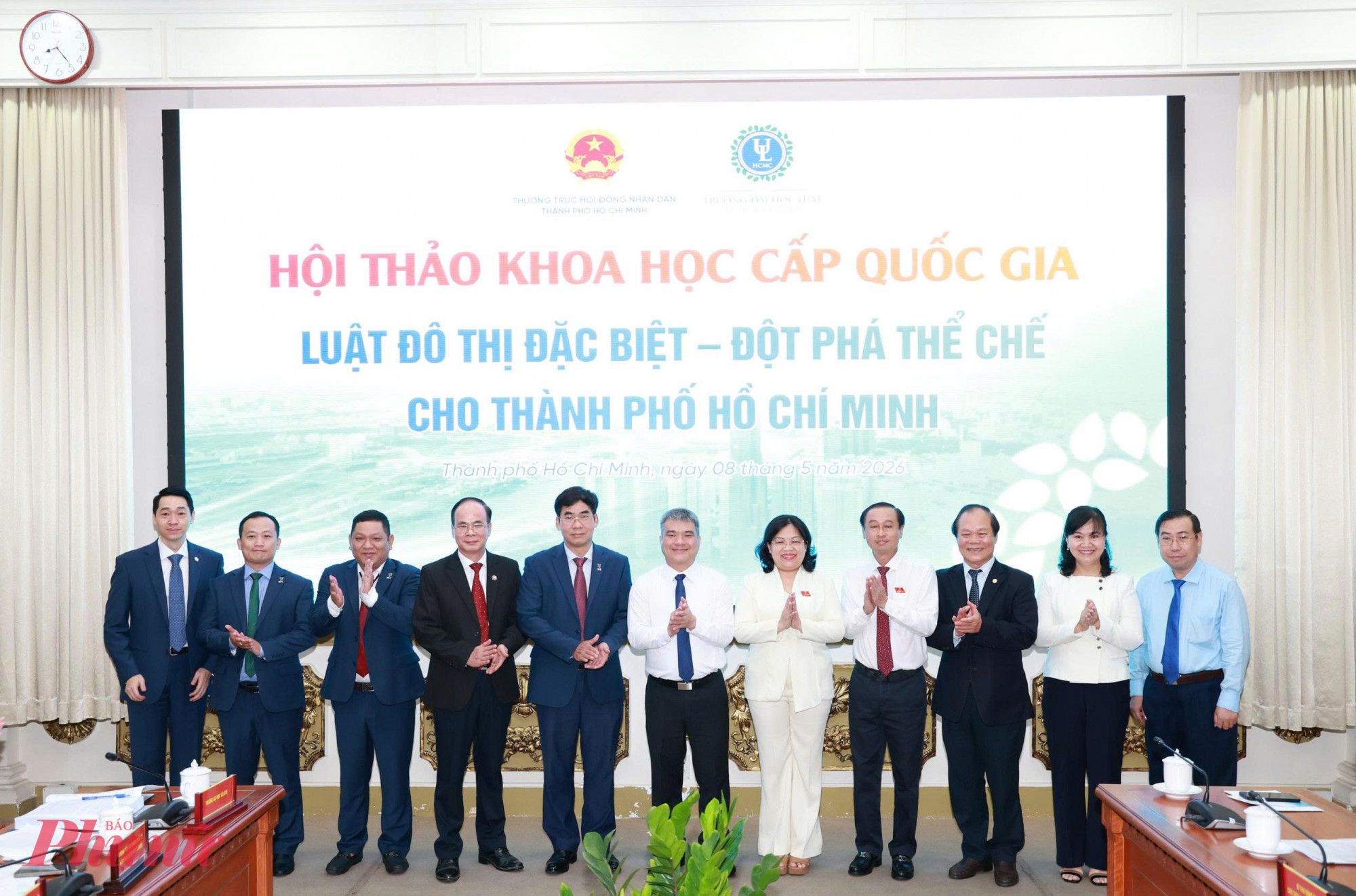 Tại hội thảo khoa học ngày 8/5, các đại biểu nhấn mạnh yêu cầu xây dựng Luật Đô thị đặc biệt với cơ chế phân quyền mạnh mẽ, phù hợp vai trò siêu đô thị của TPHCM - Ảnh: Thanh Tâm