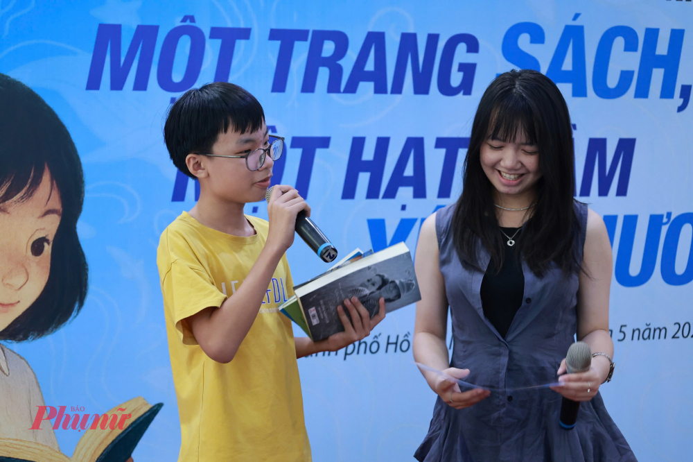 Thí sinh Mai Nguyễn Quốc Bảo (An Giang) tập dợt cho phần thi của mình