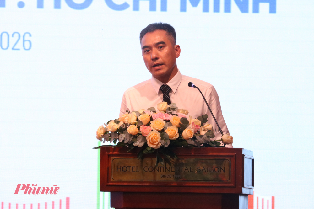 Ông Lê Văn Thành (đại diện NXB Kim Đồng chi nhánh phía Nam) chia sẻ NXB cũng ý thức rằng đến lượt mình, mỗi cá nhân cần ra sức làm dày thêm lịch sử và thành quả này.
